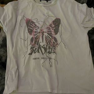 Butterfly tee